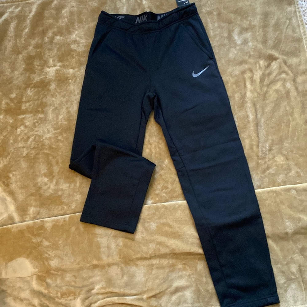 Nike mens pants